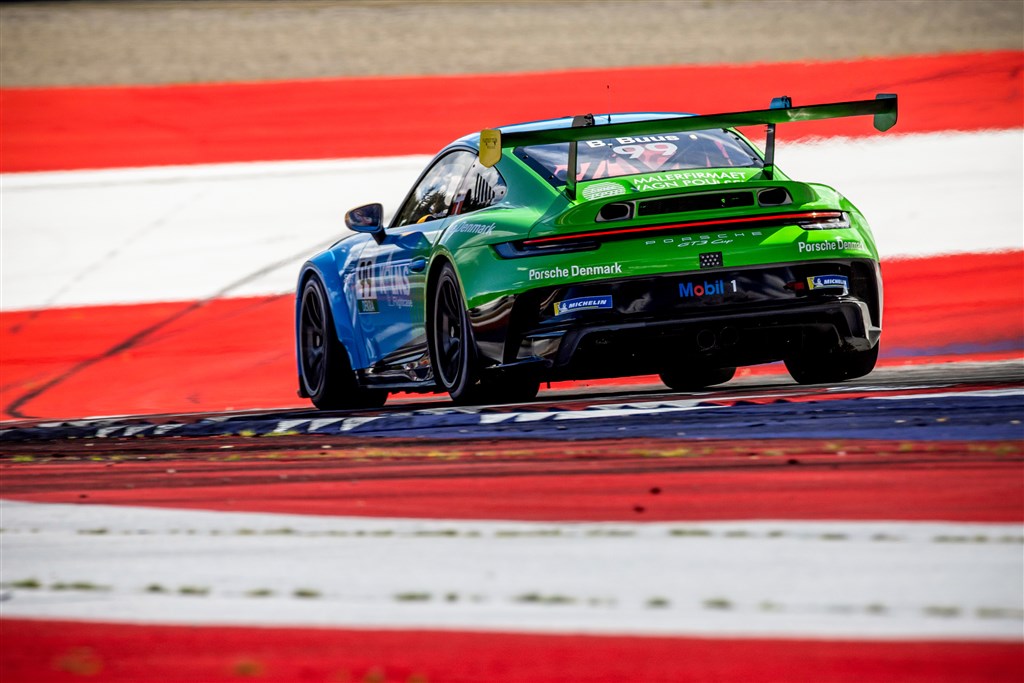 Bastian Buus kæmper videre for et mesterskab
(Foto: Porsche Motorsport)